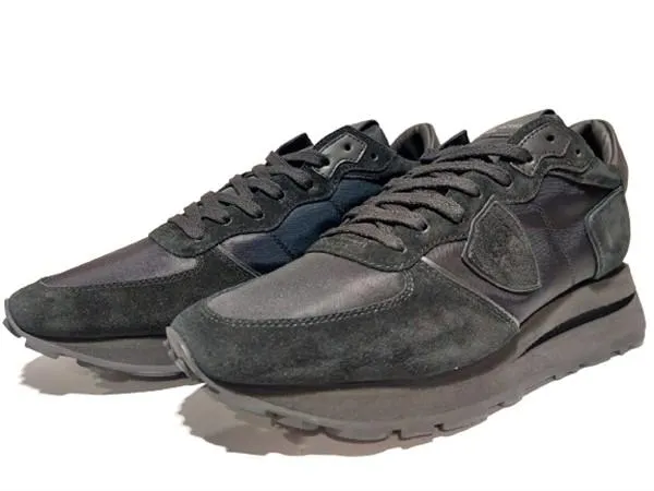PHILIPPE MODEL – Zwart
